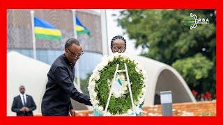 President Kagame and First Lady Jeannette Kagame laid a wreath in commemoration of Rwandan heroes