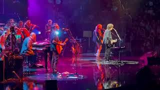 JEFF LYNNE'S ELO - LAST TRAIN TO LONDON ELO's Foray into Disco at State Farm Arena Atlanta 10/12/24