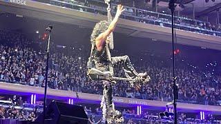 KISS - Love Gun (Paul ziplined) - Dec 2nd 2023 - The Last Show - MSG New York (live)