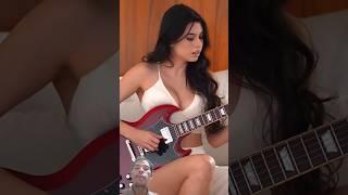 News upload guitar melody - Larissa liveir#Shorts