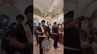 Llegada de la banda de guerra a la iglesia