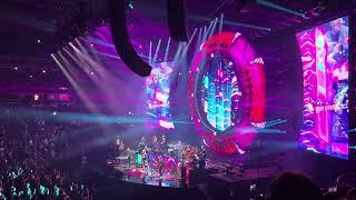 Jeff Lynne’s ELO ‘Don’t Bring Me Down’ at United Center in Chicago, IL USA - 9.27.24