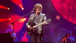 Jeff Lynne ELO “Evil Woman” 2024 LIVE front row St. Louis, MO 9/6/2024