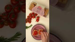 RICETTA BRUSCHETTE CERRONE MIX DI CERALI CON POMODORI FRESCHI